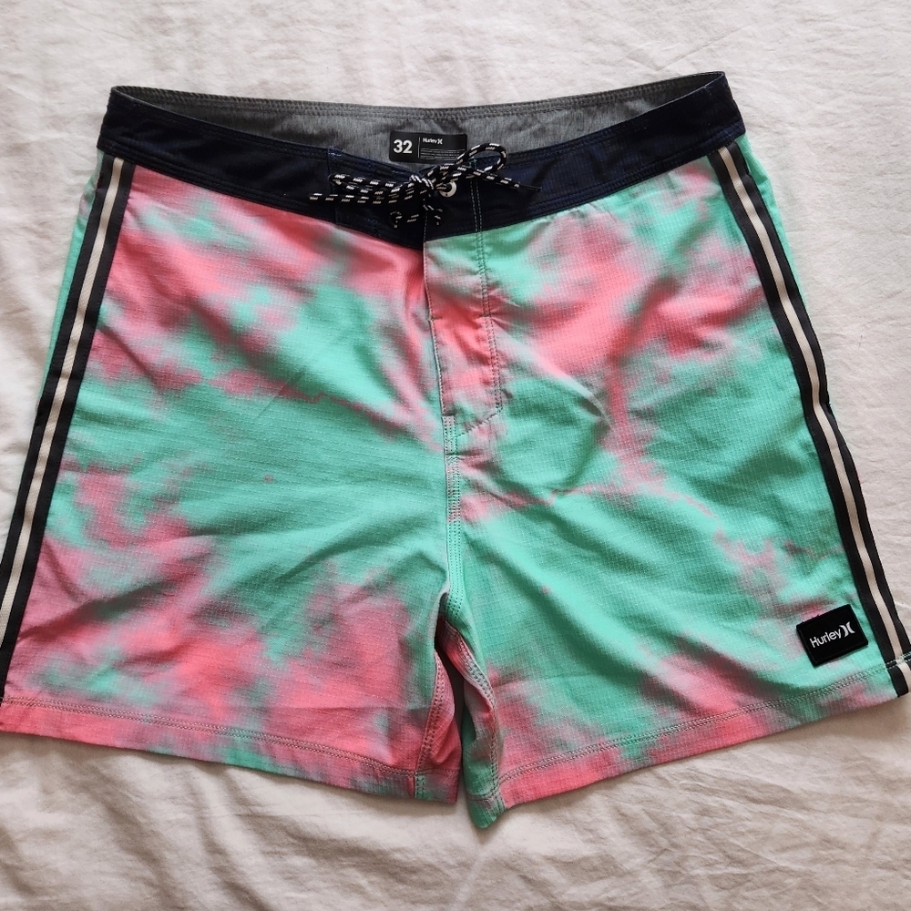 Men's Hurley Swim Trunks Size 32